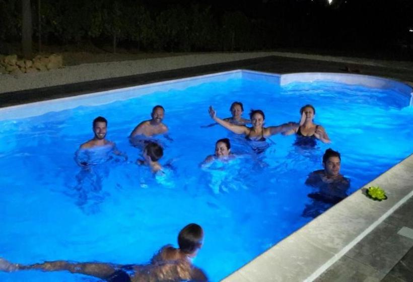 Bed House Floristella