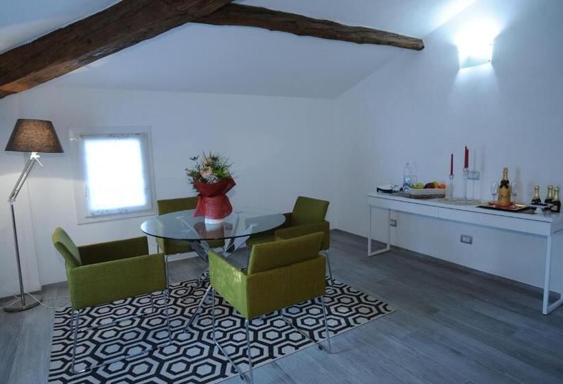 住宿加早餐 H5 5h Luxury Room