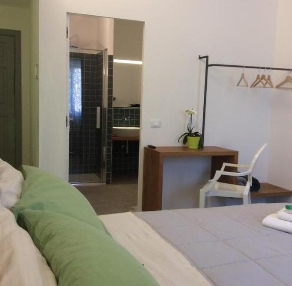 Bed and Breakfast La Veranda Sul Giardino