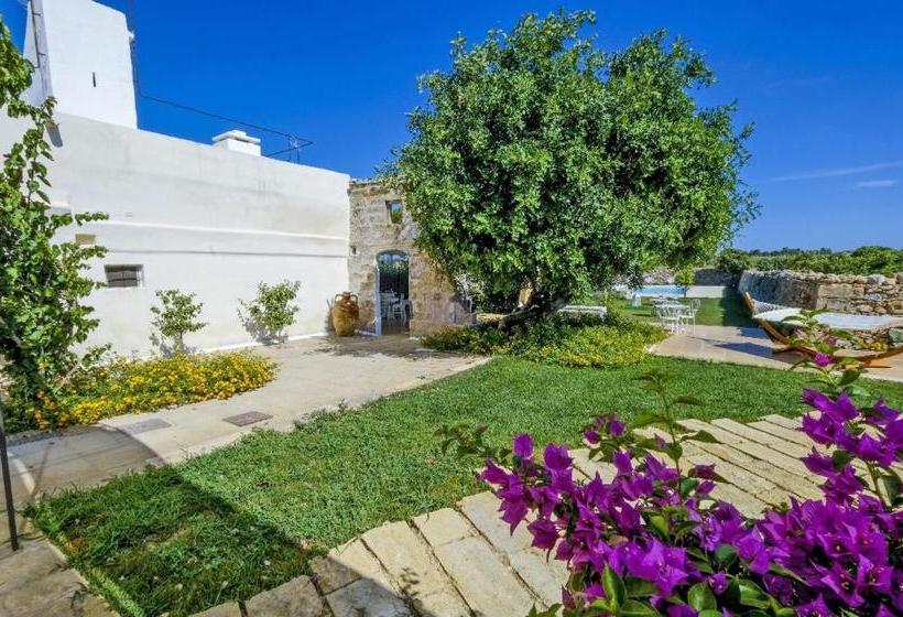 צימר Masseria Li Capperi