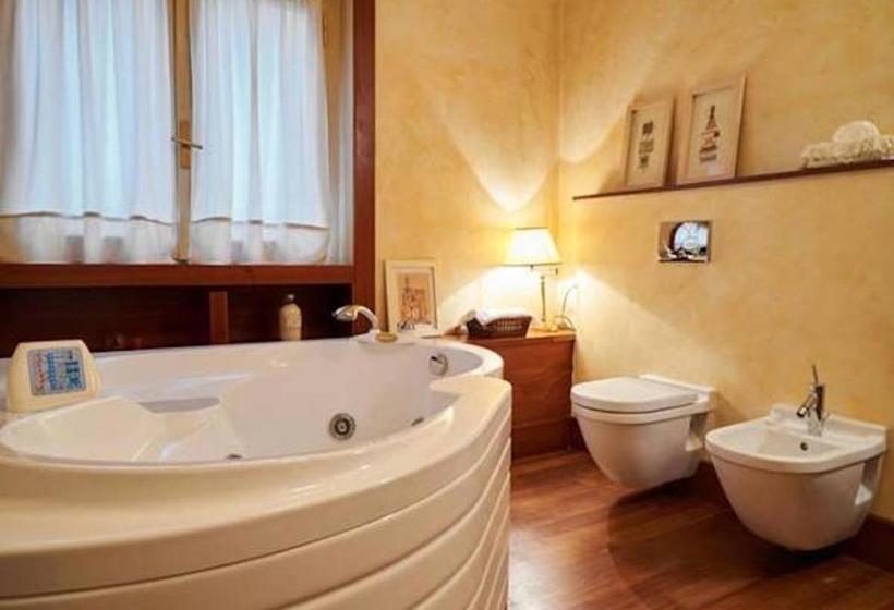 تختخواب و صبحانه Suite Finardi