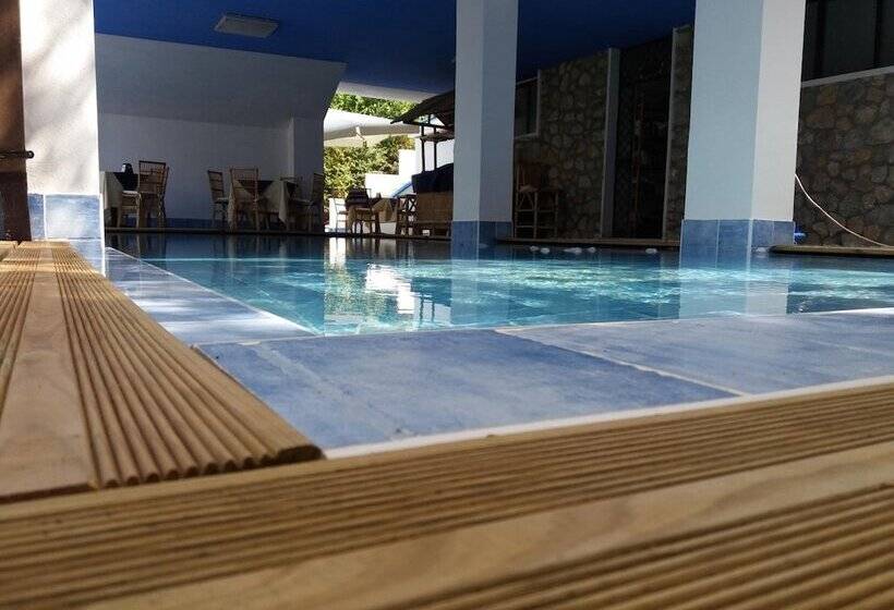 مبيت وإفطار Villa Betta