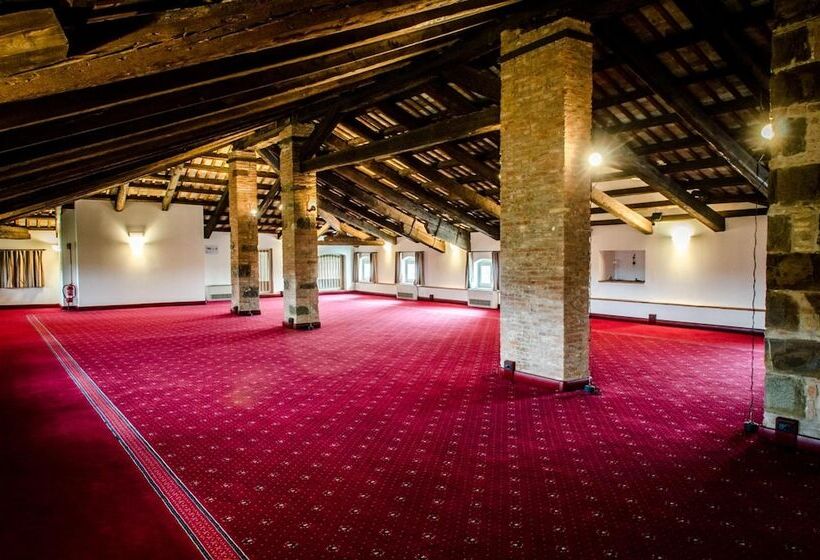 مبيت وإفطار Villa Dragoni