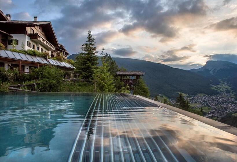 Charmehotel Uhrerhof Deur