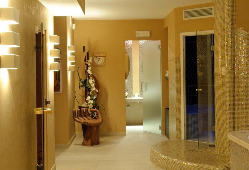 호텔 Pinetina Mare Baby Family