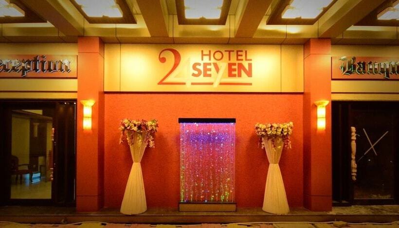 ホテル 24 Seven