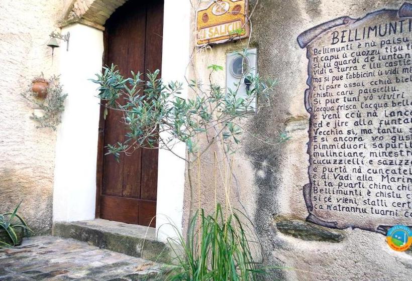 Отель Albergo Diffuso Ecobelmonte