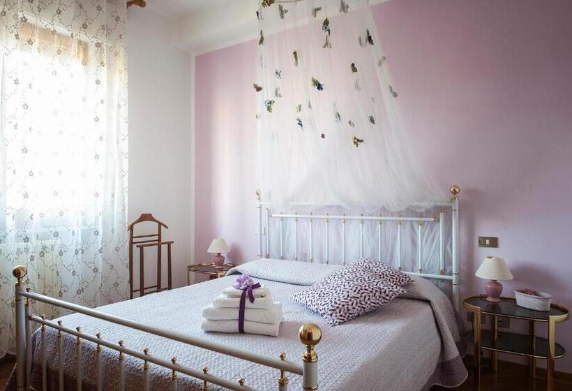 فندق Albergo La Bussola