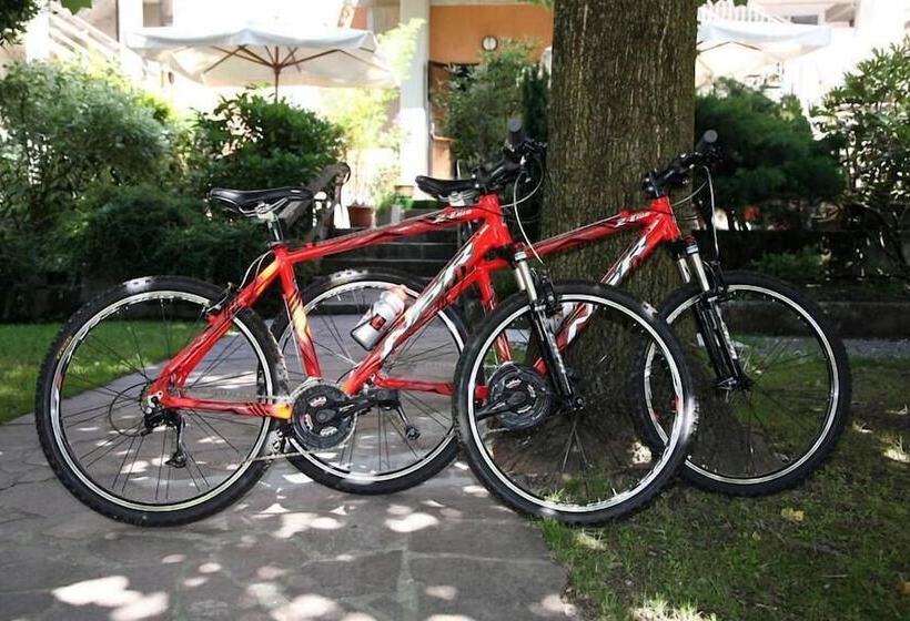 호텔 Albergo Miramonti