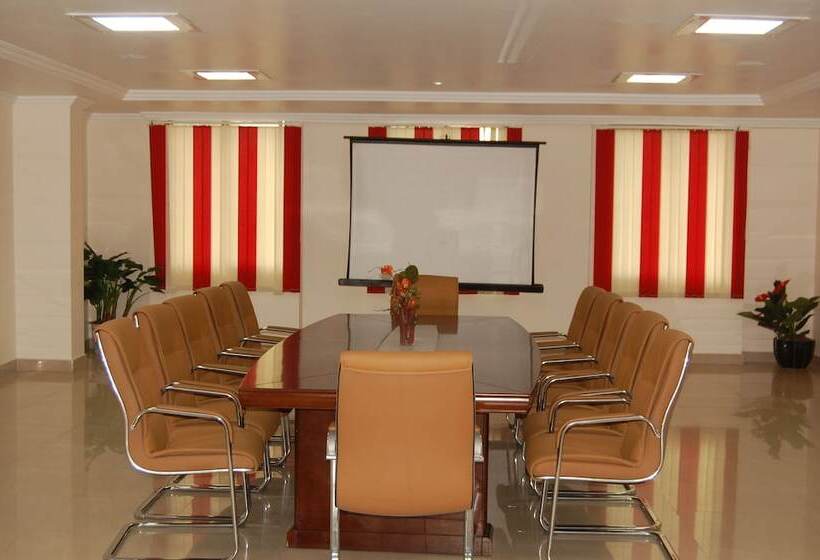 酒店 Chitturi Heritage