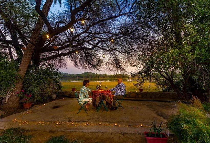 Hotel Dev Shree Deogarh