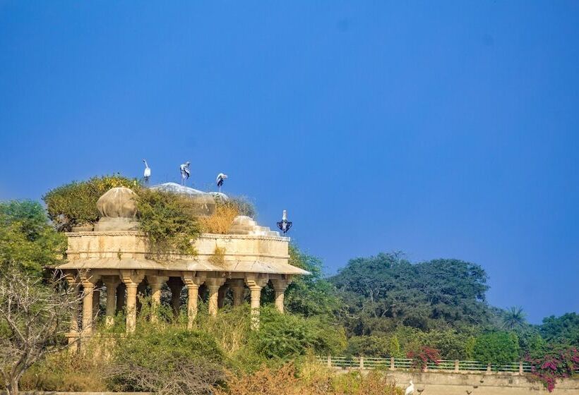 Hotel Dev Shree Deogarh