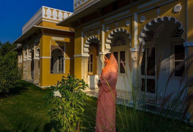 Hotel Dev Shree Deogarh