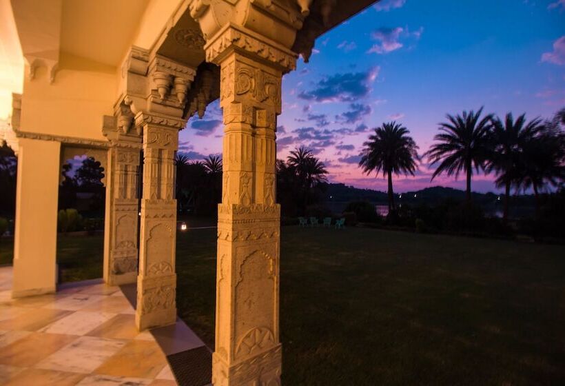 בית מלון כפרי Dev Shree Deogarh