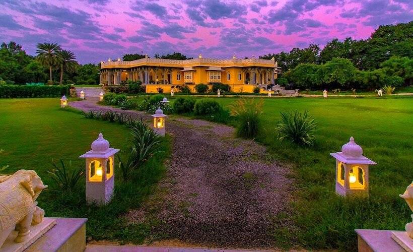 בית מלון כפרי Dev Shree Deogarh