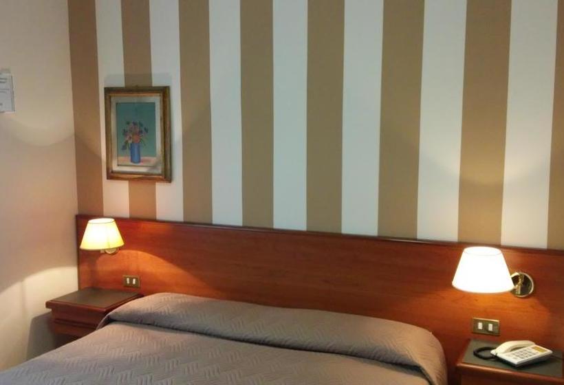 ホテル Due Fontane