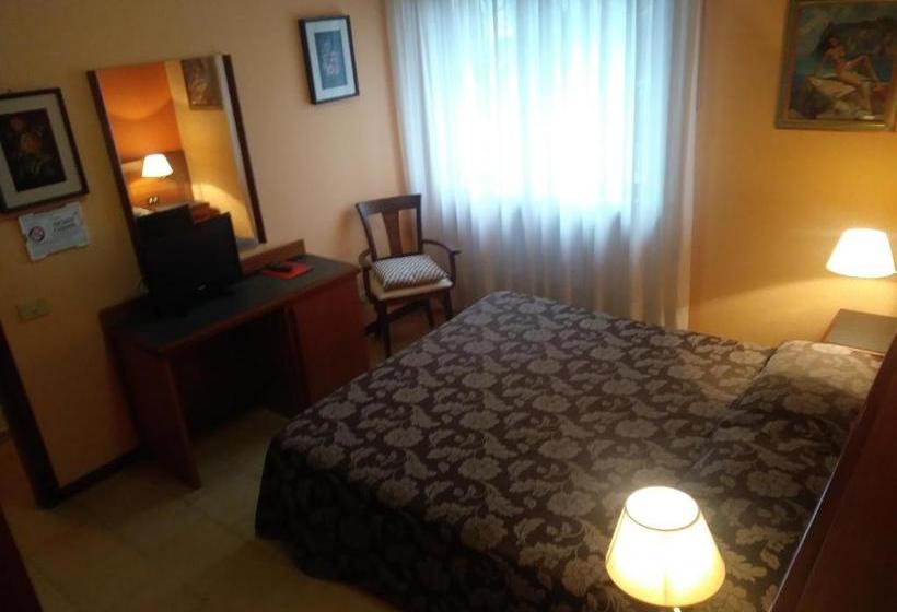 ホテル Due Fontane