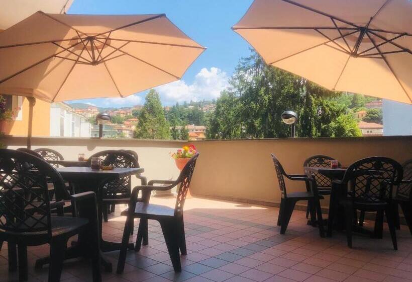 호텔 Elvira Fiuggi