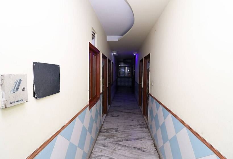 Отель Europe Plaza