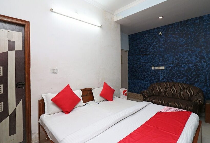 Отель Europe Plaza