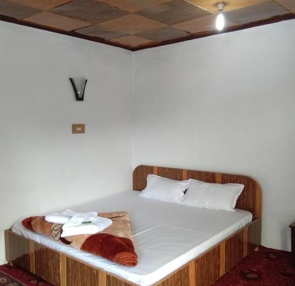 Hotel Howrah Guest House