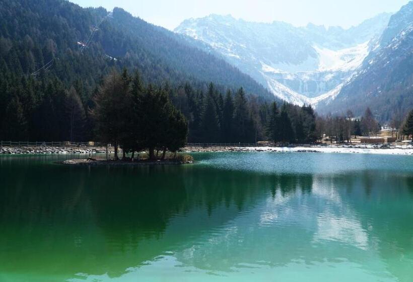 בית מלון כפרי Iscla