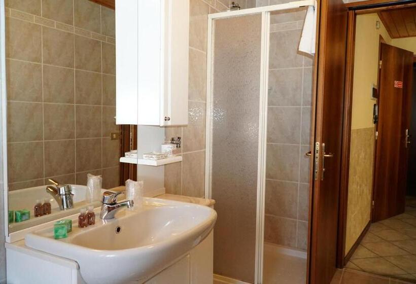 בית מלון כפרי Iscla