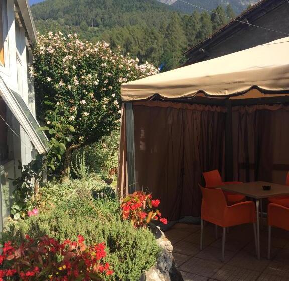 בית מלון כפרי Iscla