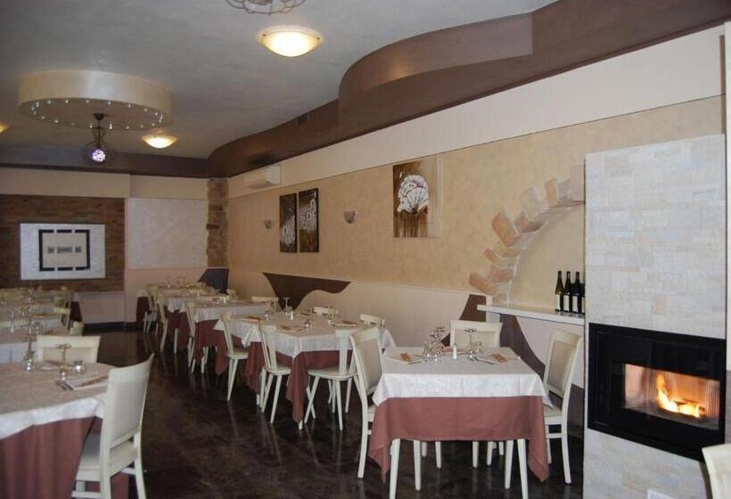 בית מלון כפרי Iscla