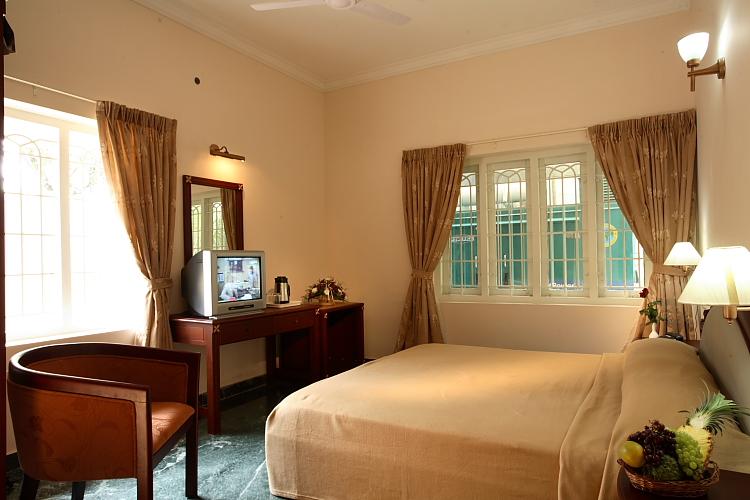 هتل Karthika Residency