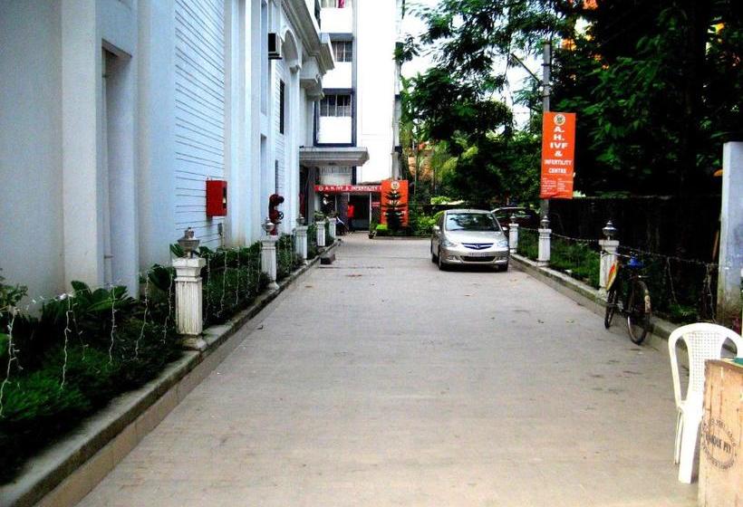 호텔 Monarch Aachal