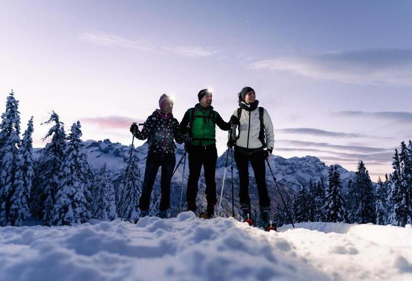 בית מלון כפרי Monroc