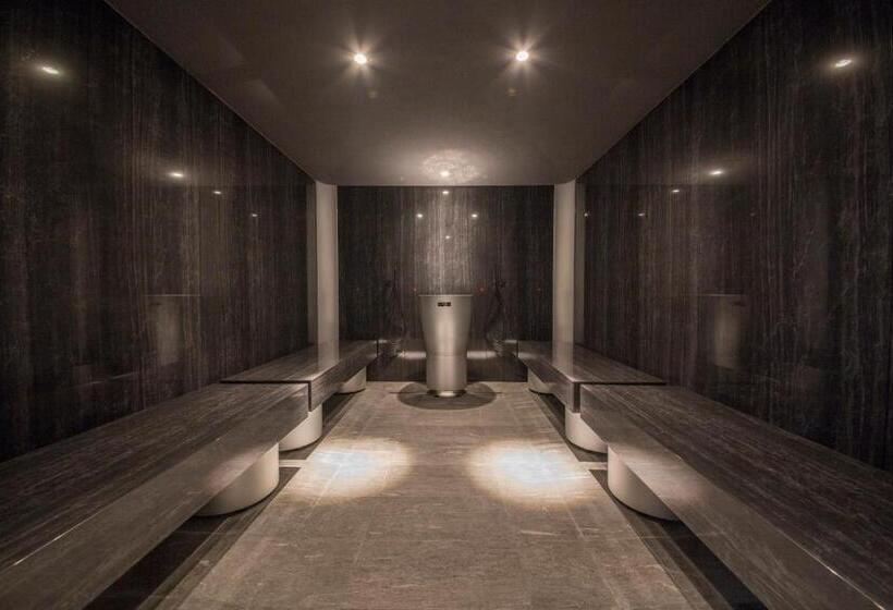 בית מלון כפרי Monroc