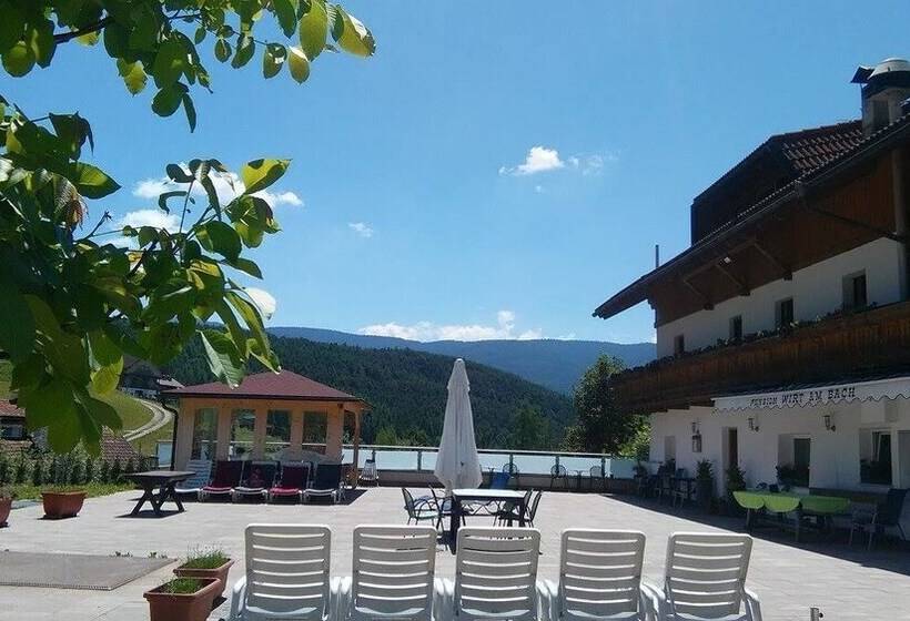 בית מלון כפרי Pension Wirt Am Bach