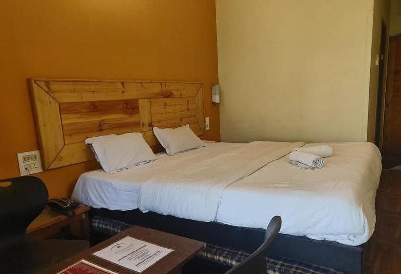 酒店 Rainwood Residency