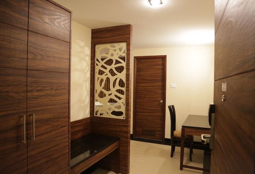 فندق Rangalaya Royal