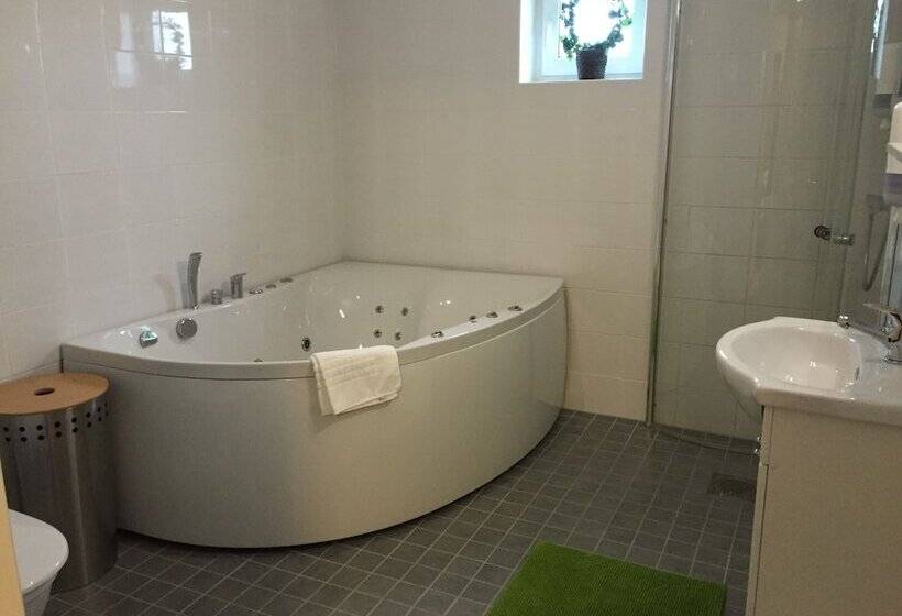 Отель Sand Golf Club