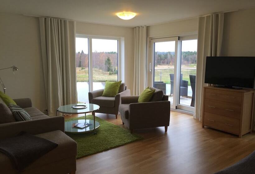 Отель Sand Golf Club