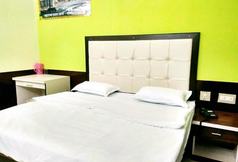 Отель Sanjog Resort