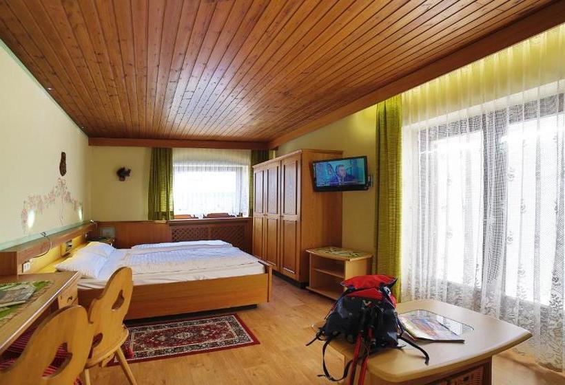 בית מלון כפרי Serles Superior