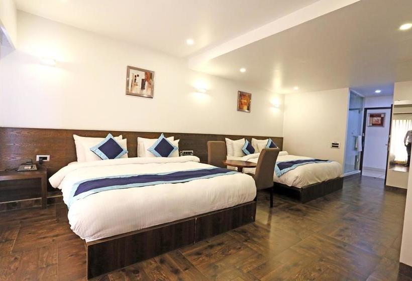 בית מלון כפרי Silver Leaf