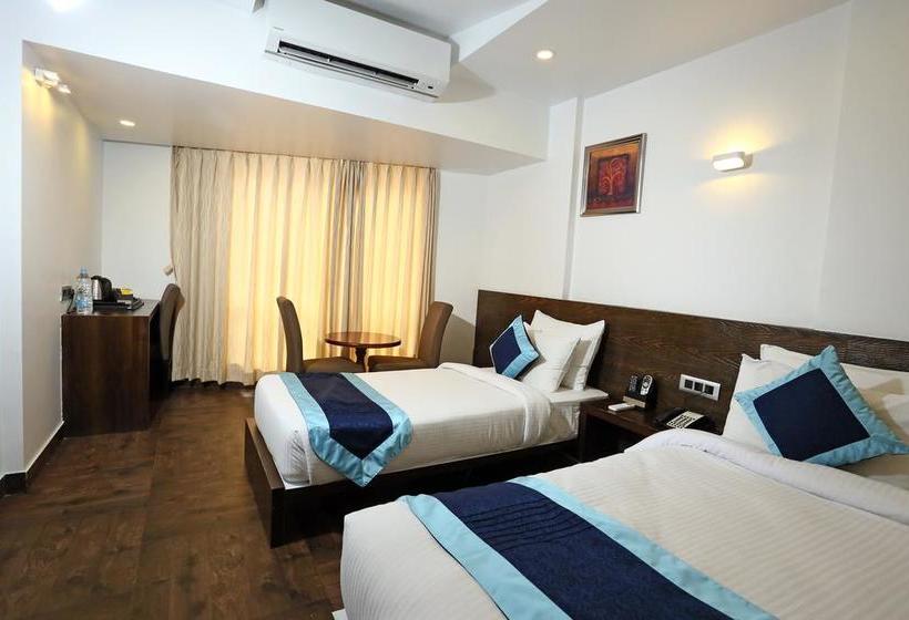 בית מלון כפרי Silver Leaf