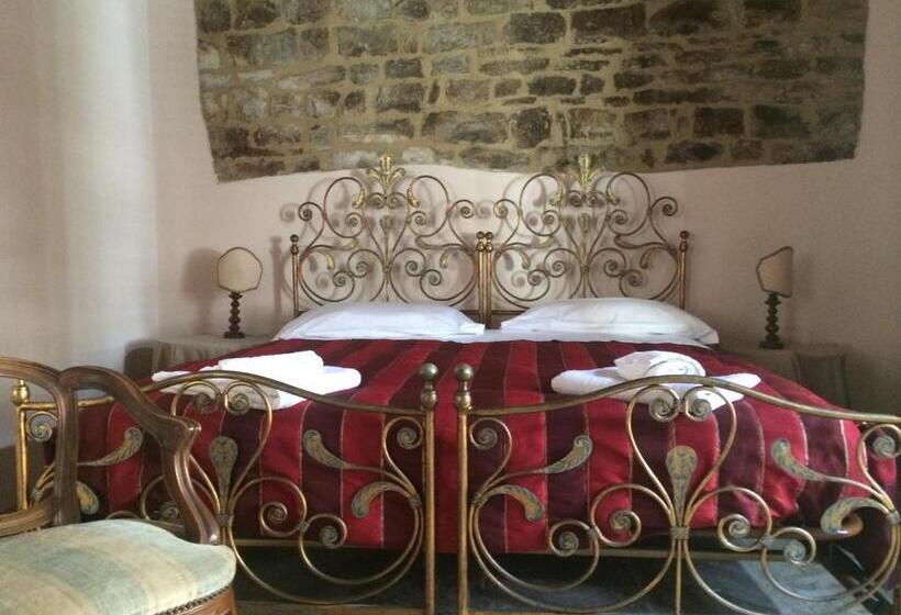 La Piazzetta Toscana B&b