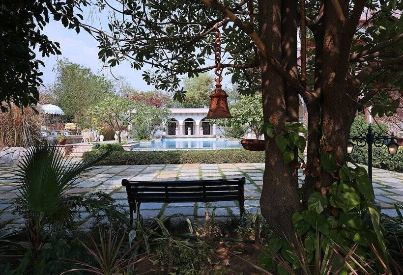 リゾートホテル Khas Bagh