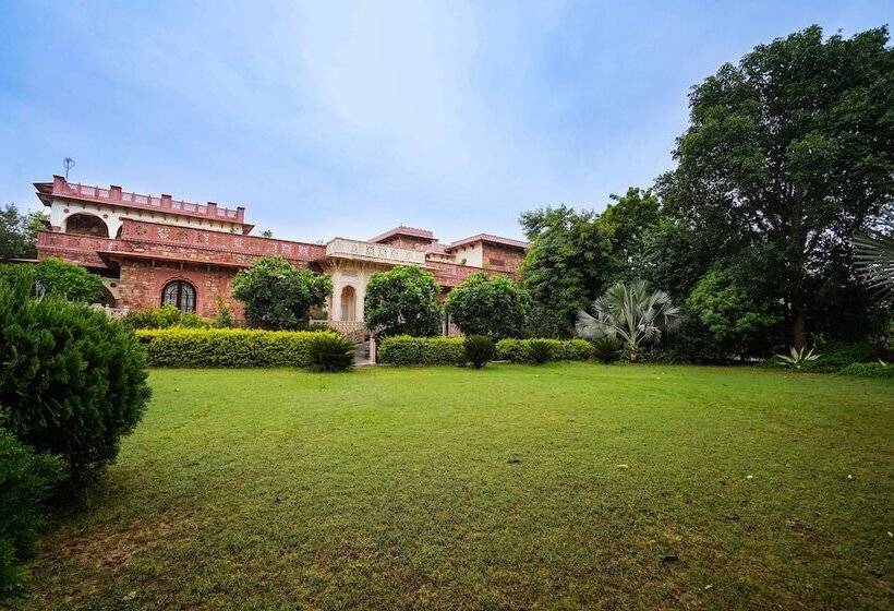 منتجع Khas Bagh
