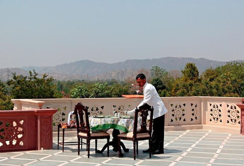 リゾートホテル Khas Bagh