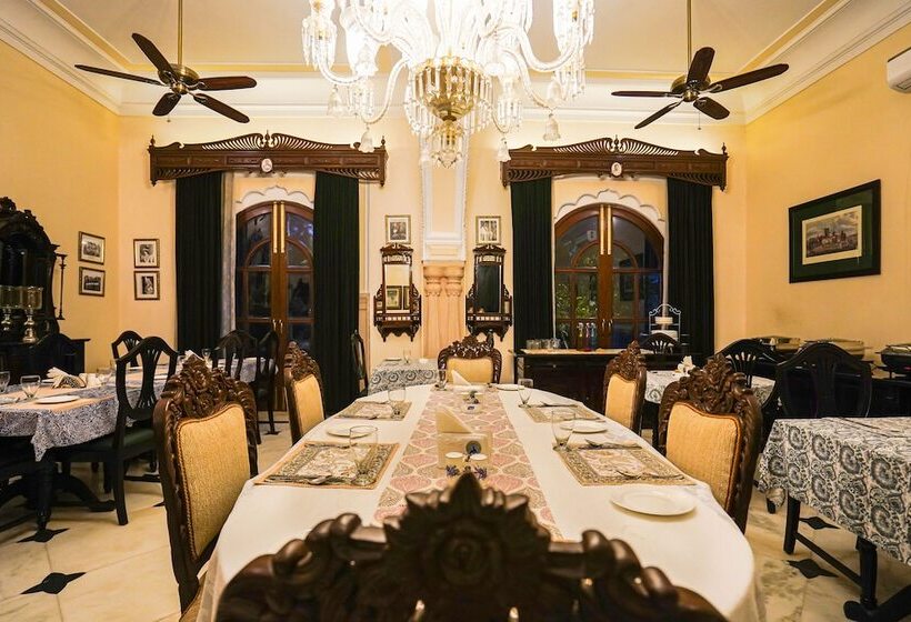 リゾートホテル Khas Bagh