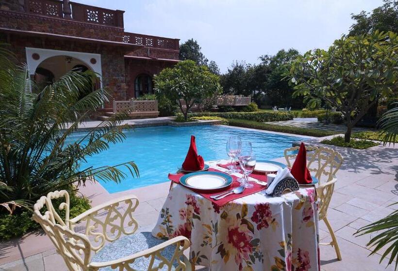 منتجع Khas Bagh