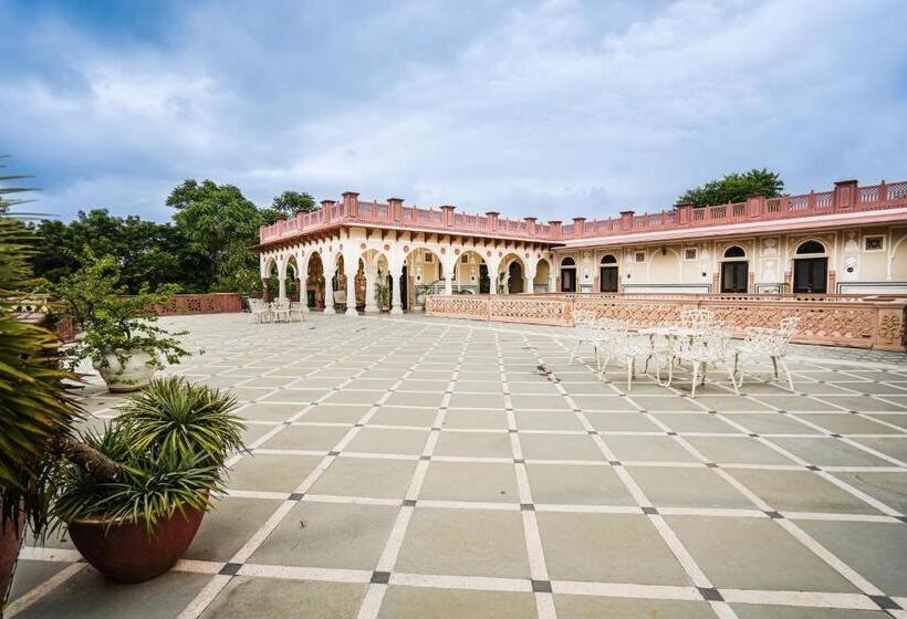 リゾートホテル Khas Bagh