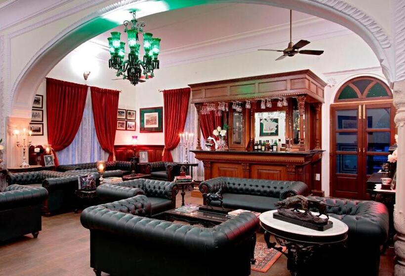 リゾートホテル Khas Bagh